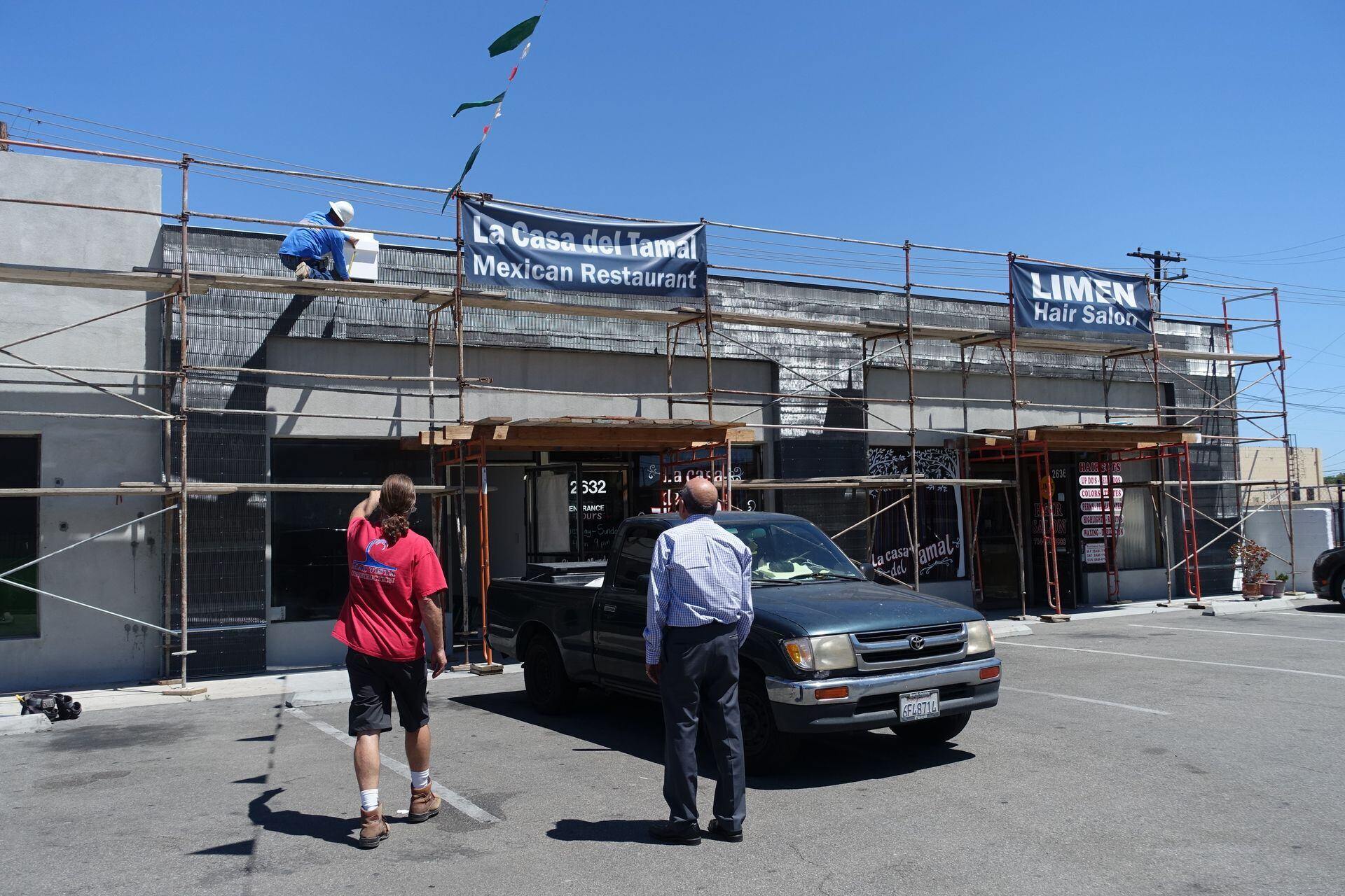 Las Palmas Retail Center Renovation