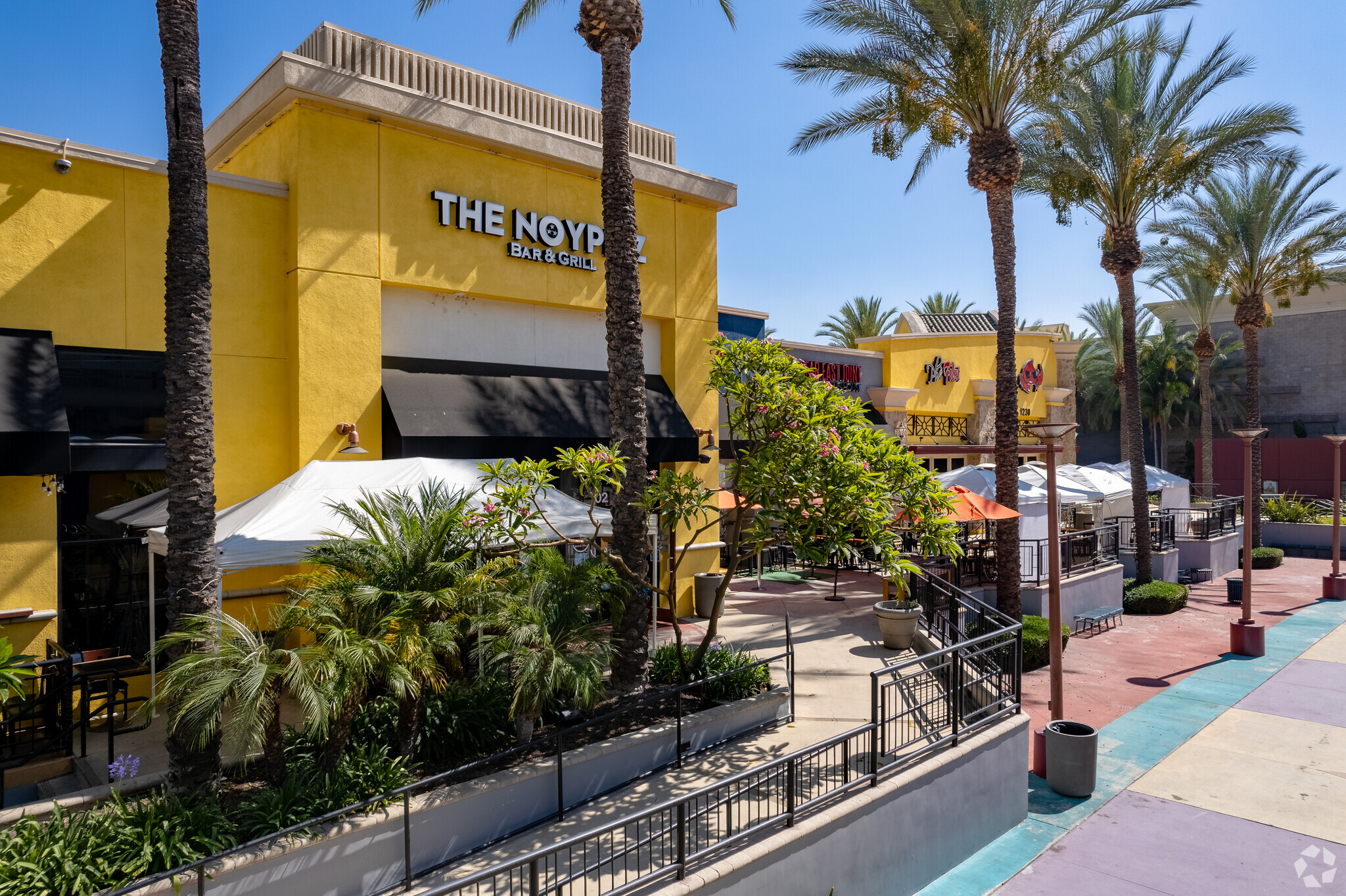 Commercial property vacancy with leasing strategy focused on faster lease-up through property management systems