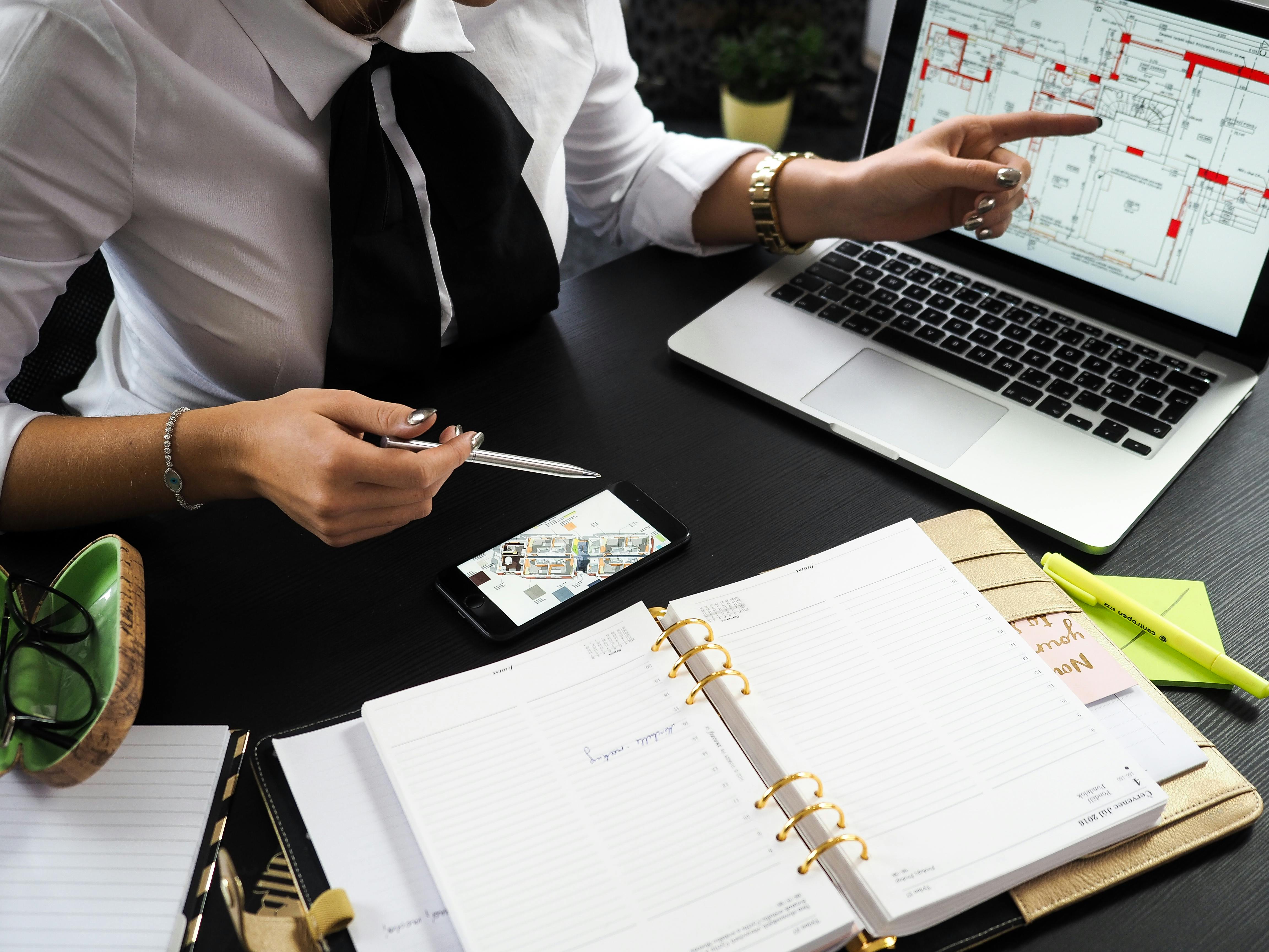 Owner education image for How to compensate your Onsite Property Manager